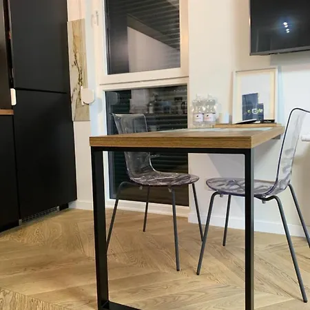 Apartman Garden Self Check-in - Bezklucz Kropka Info